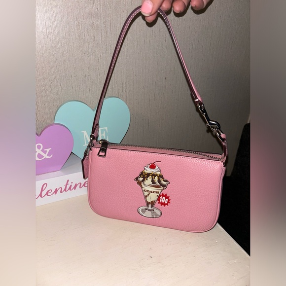 Coach Nolita 19 ice cream π¦π - Picture 3 of 14